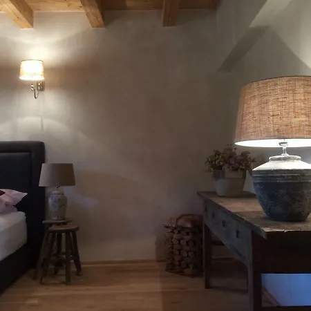 Romantikhuette Rothaarsteig 別荘 シュマレンベルク